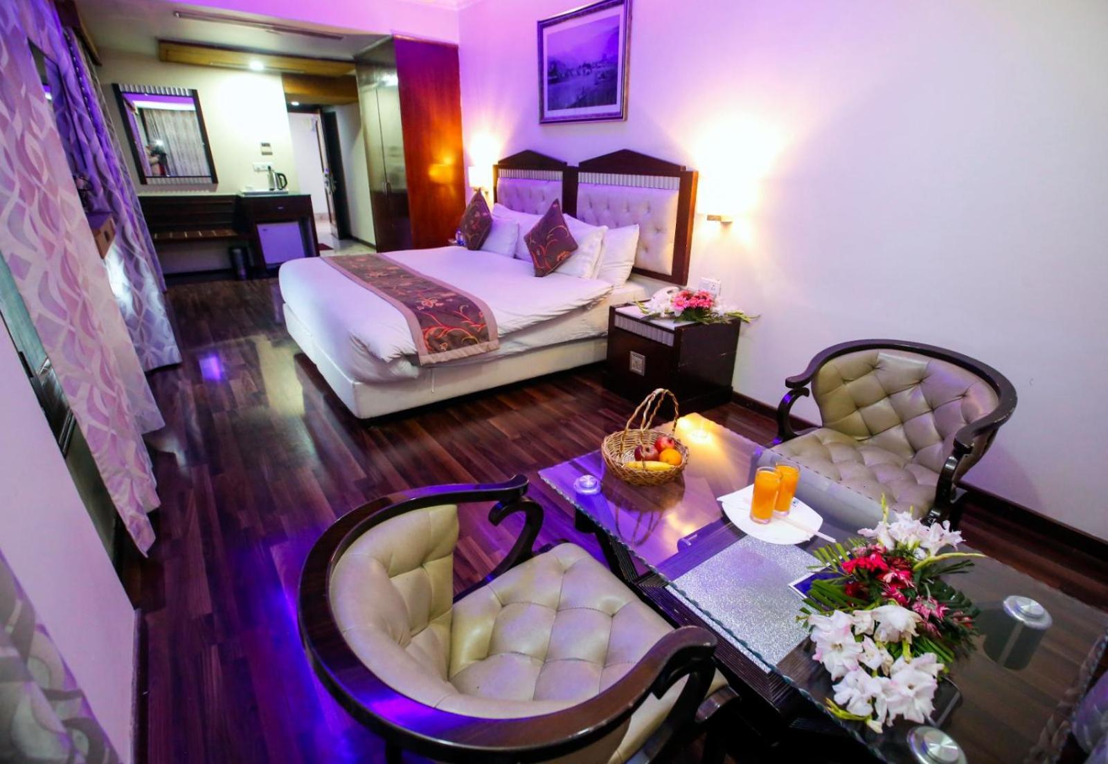 Hotel The Residency Srinagar Экстерьер фото